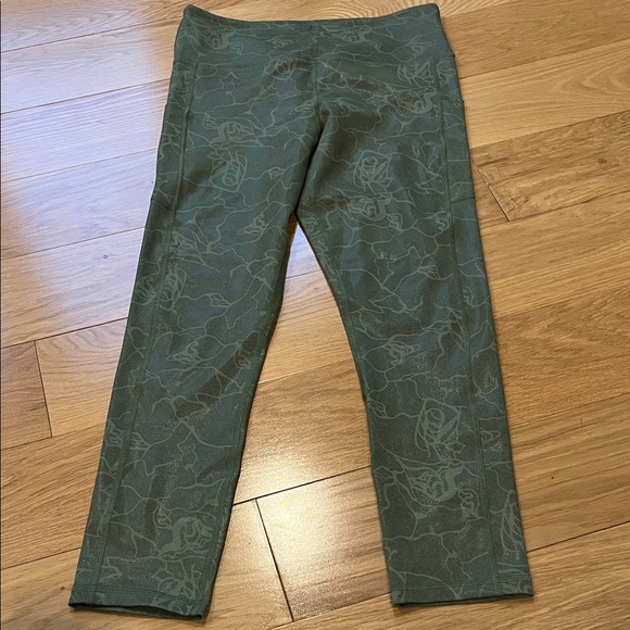 Zyia Pocket Light n Tight Olive Green Metallic Rose 8-10 - Picture 2 of 5